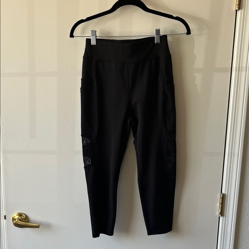 POP Fit Black Capri Leggings Size S GUC
